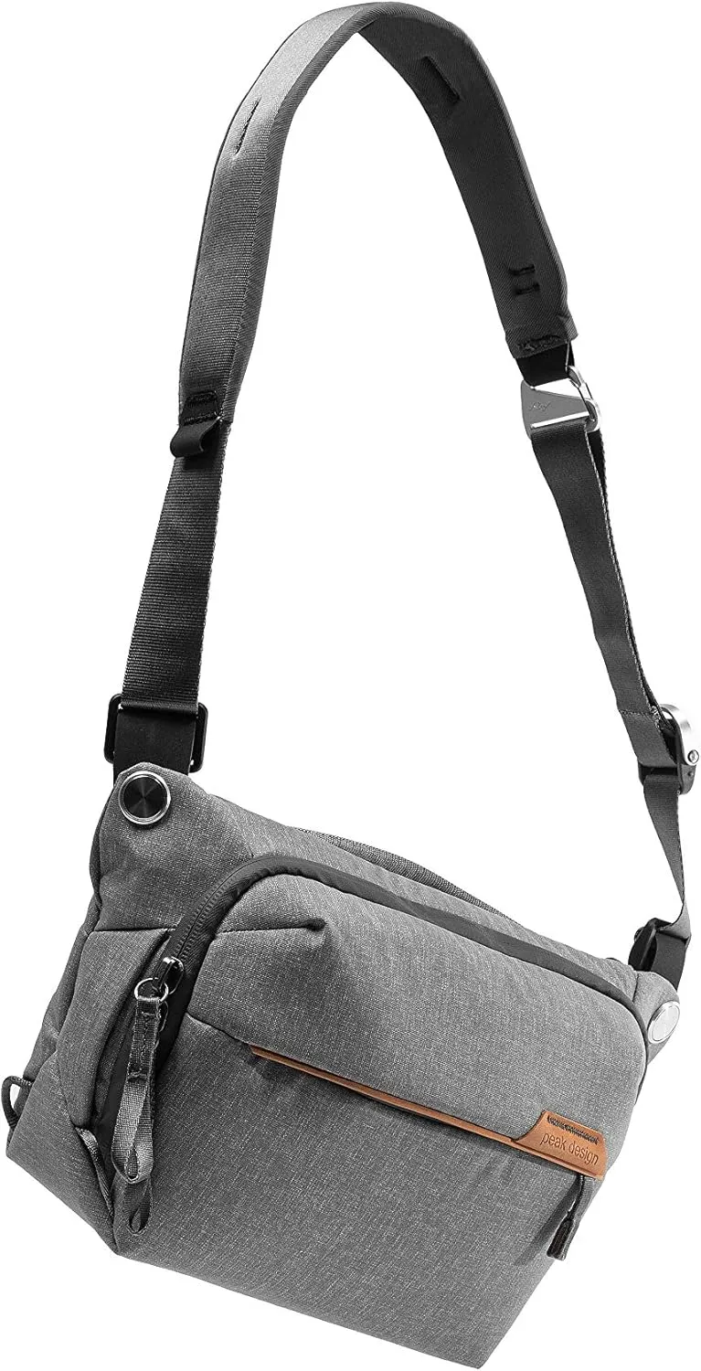 Peak Design Everyday Sling 10L